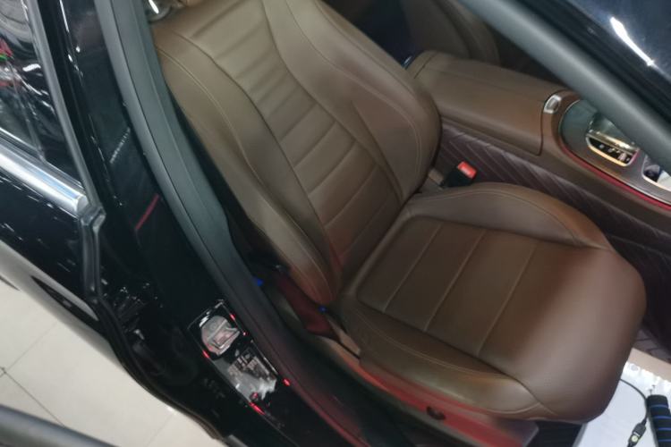 Used Mercedes-Benz E-Class 2021 E 300 L Sport Luxury Edition Right Front Seat