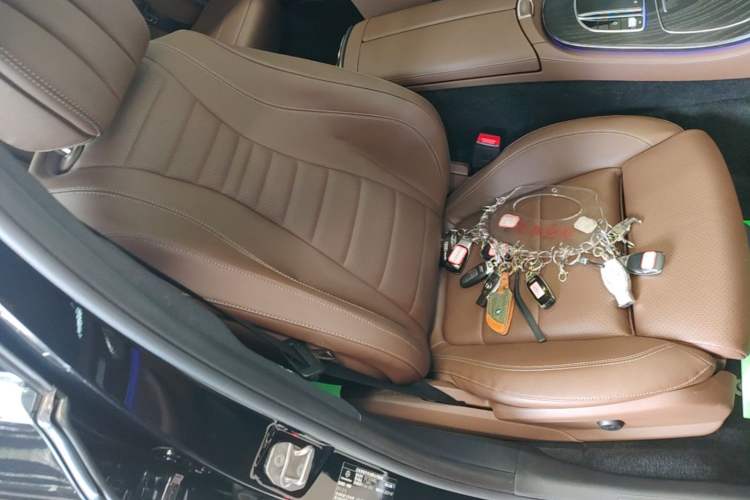 Used Mercedes-Benz E-Class 2021 Facelift E 260 L Sport Edition Right Front Seat