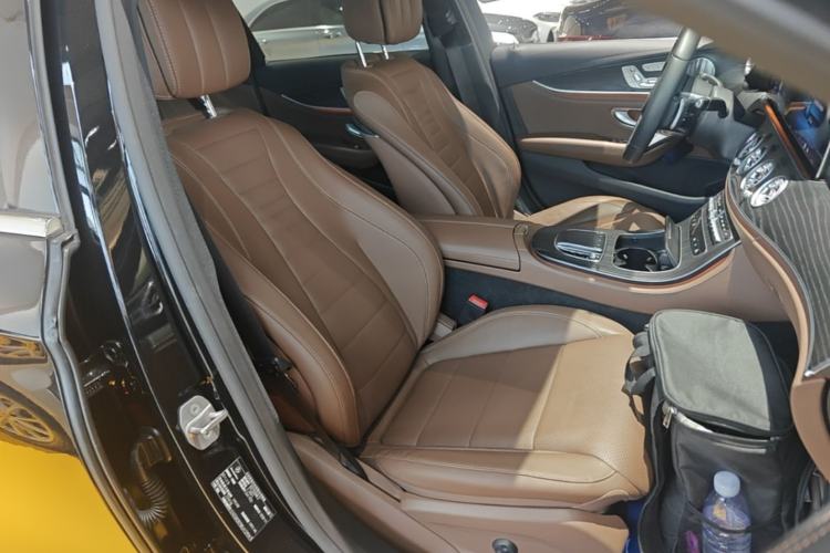 Used Mercedes-Benz E-Class 2021 E 300 L Sport Luxury Edition Right Front Seat