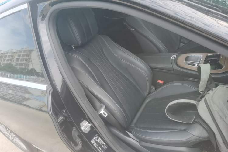 Used Mercedes-Benz E-Class 2021 E 300 L Stylish Model Right Front Seat