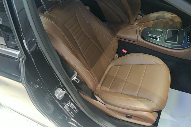 Used Mercedes-Benz E-Class 2021 E 300 L Sporty and Stylish Model Right Front Seat