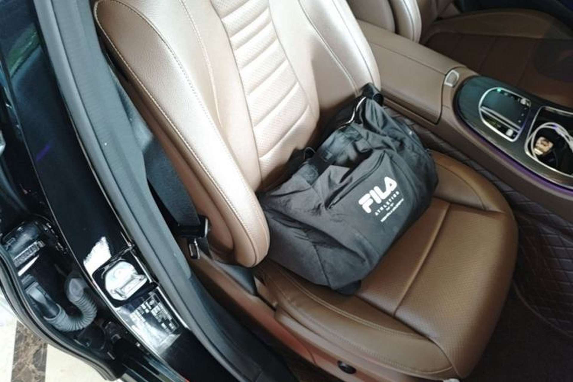 Used Mercedes-Benz E-Class 2021 E 300 L Sporty and Stylish Model Right Front Seat