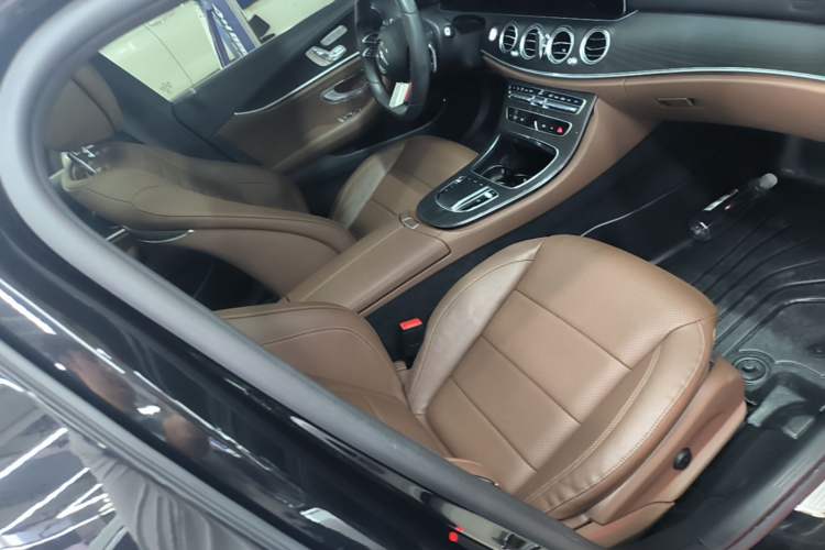 Used Mercedes-Benz E-Class 2021 E 300 L Sporty and Stylish Model Right Front Seat