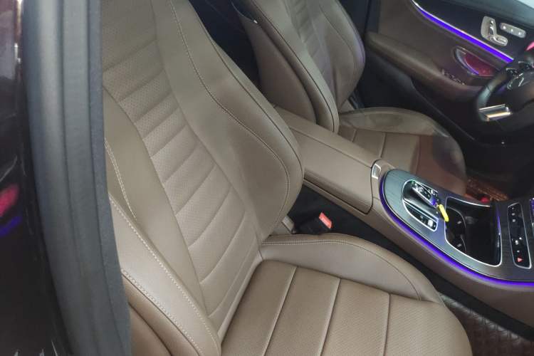 Used Mercedes-Benz E-Class 2021 E 300 L Sporty and Stylish Model Right Front Seat