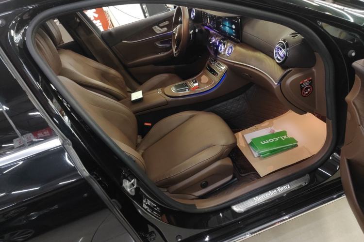 Used Mercedes-Benz E-Class 2021 E 300 L Stylish Model Right Front Seat