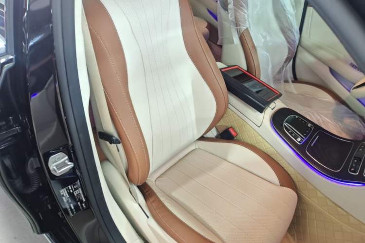 Used Mercedes-Benz E-Class 2021 E 300 L Luxury Model Right Front Seat