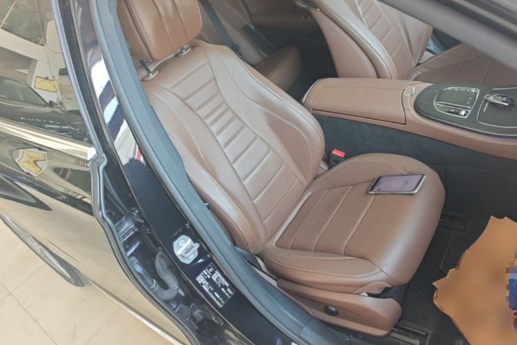 Used Mercedes-Benz E-Class 2021 E 300 L Sporty and Stylish Model Right Front Seat