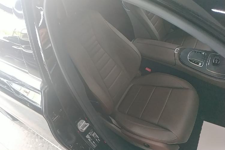 Used Mercedes-Benz E-Class 2021 Restyled E 300 L Sport Luxury Edition Right Front Seat