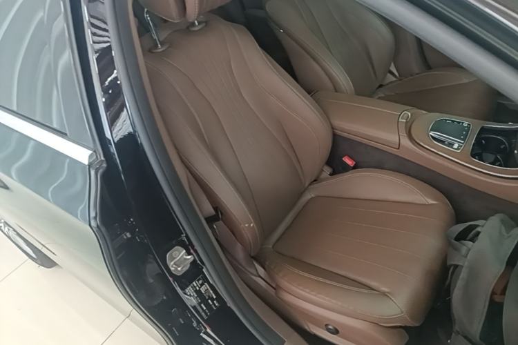 Used Mercedes-Benz E-Class 2021 E 300 L Stylish Model Right Front Seat