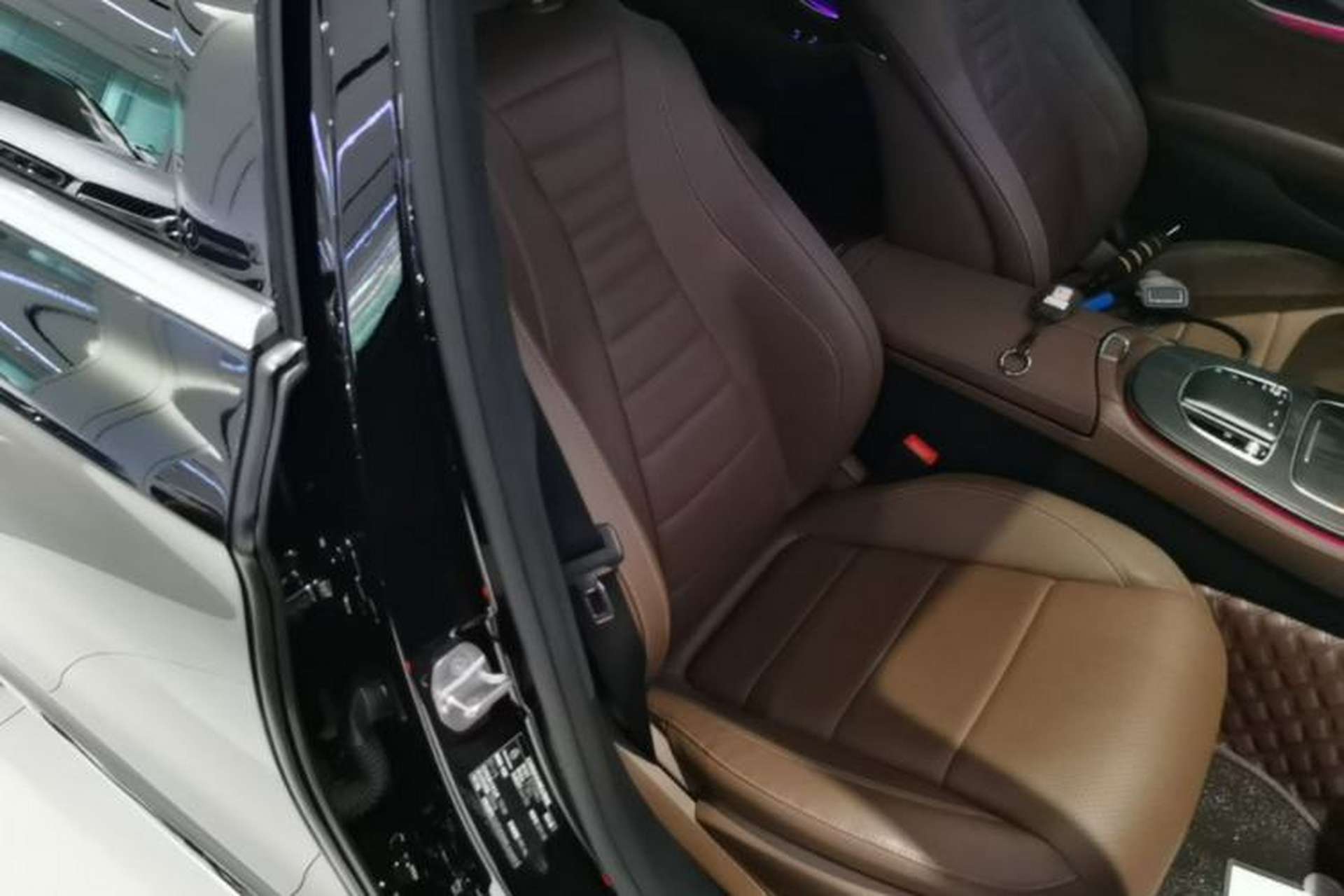Used Mercedes-Benz E-Class 2021 Restyled E 300 L Sporty and Stylish Edition Right Front Seat