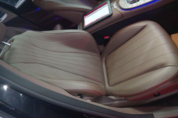 Used Mercedes-Benz E-Class 2021 E 300 L Stylish Model Right Front Seat