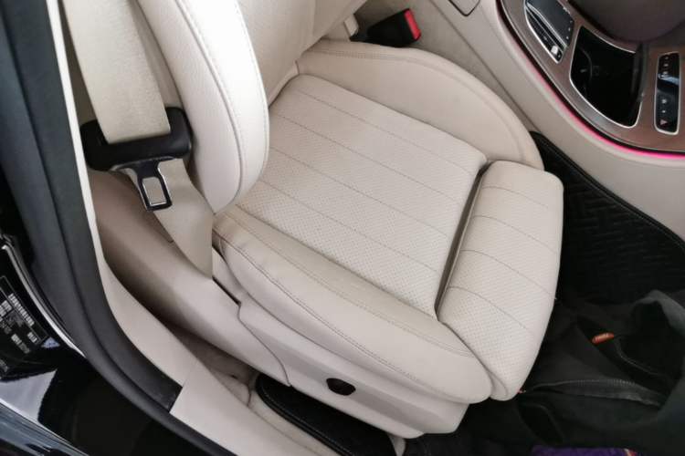 Used Mercedes-Benz E-Class 2021 Facelift E 260 L Right Front Seat