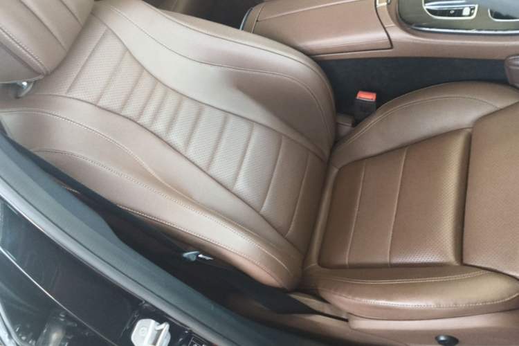Used Mercedes-Benz E-Class 2021 Facelift E 260 L Sport Edition Right Front Seat