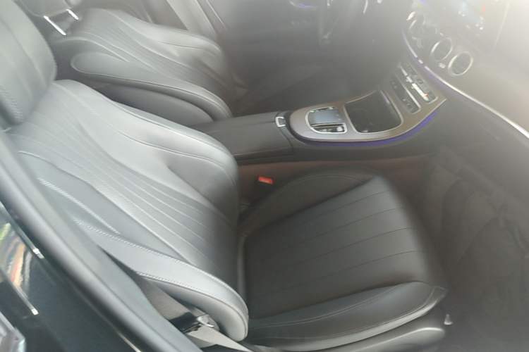 Used Mercedes-Benz E-Class 2021 E 300 L Luxury Model Right Front Seat