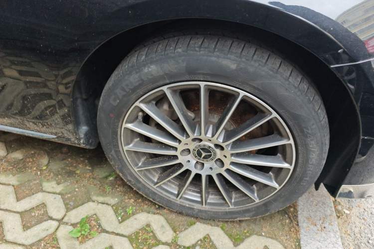 Used Mercedes-Benz E-Class 2021 Facelift E 260 L Right Front Wheel Hub