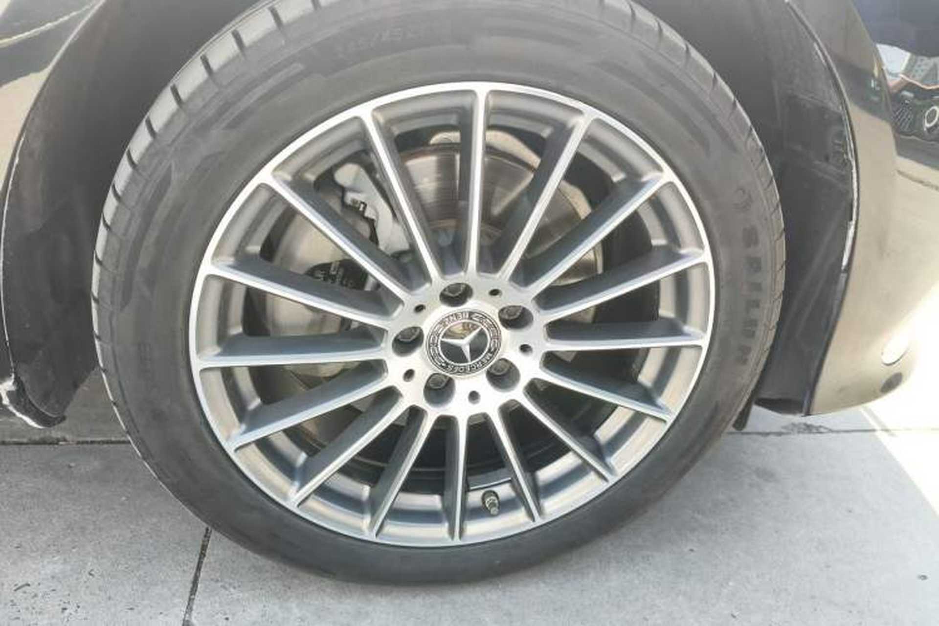 Used Mercedes-Benz E-Class 2021 Facelift E 260 L Right Front Wheel Hub