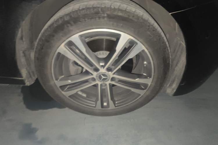 Used Mercedes-Benz E-Class 2021 Facelift E 260 L Sport Edition Right Front Wheel Hub