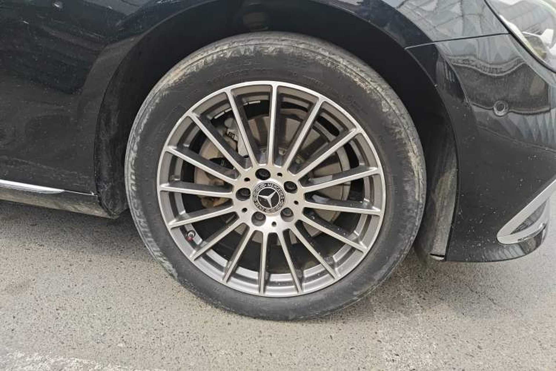 Used Mercedes-Benz E-Class 2021 Facelift E 260 L Right Front Wheel Hub