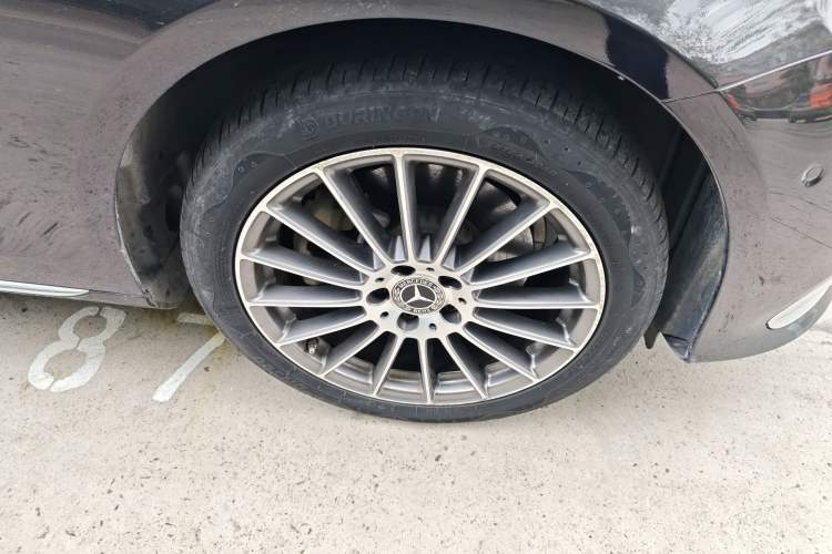 Used Mercedes-Benz E-Class 2021 Facelift E 260 L Right Front Wheel Hub