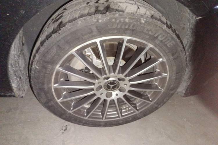 Used Mercedes-Benz E-Class 2021 Facelift E 260 L Right Front Wheel Hub