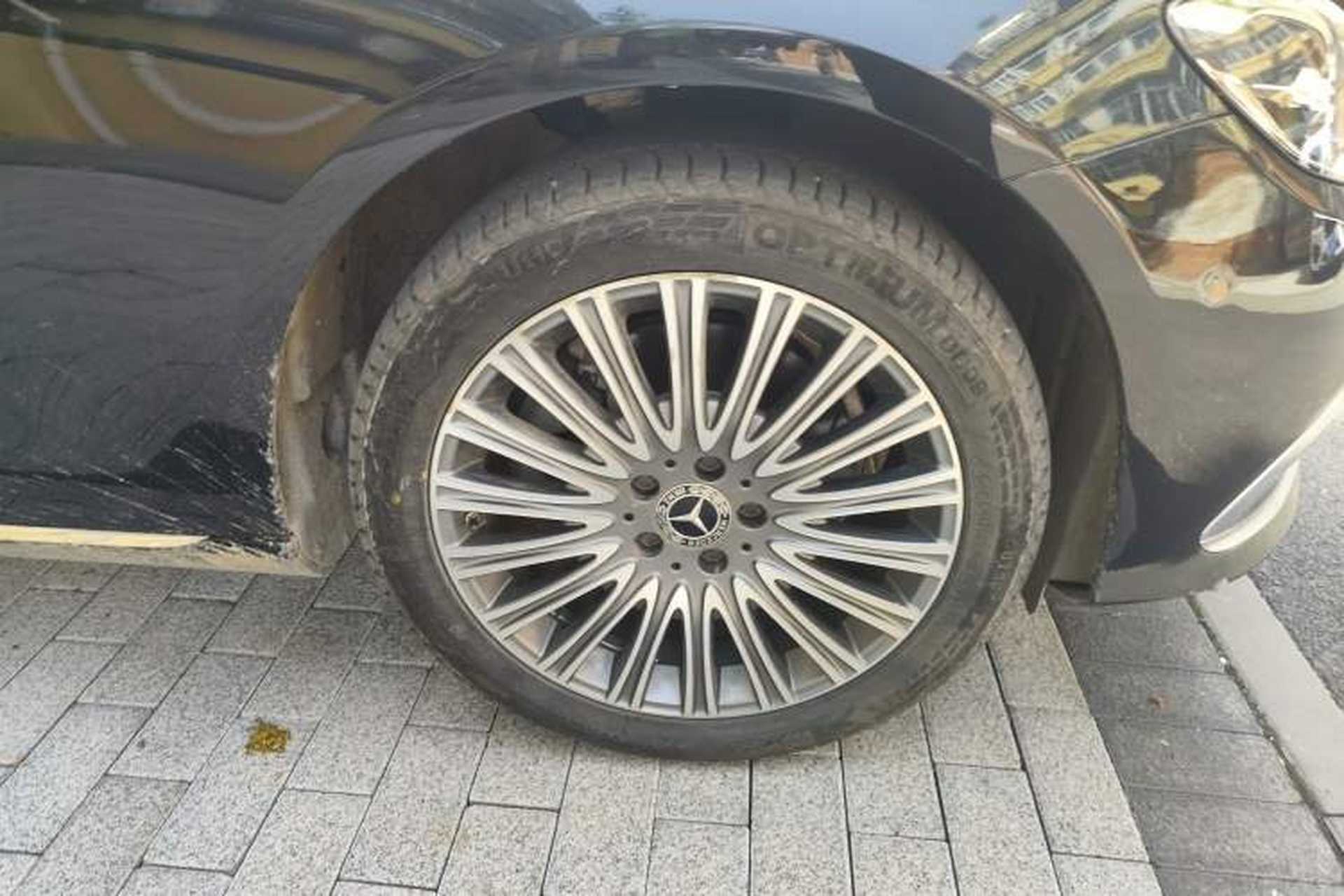 Used Mercedes-Benz E-Class 2021 Facelift E 300 L Stylish Edition Right Front Wheel Hub