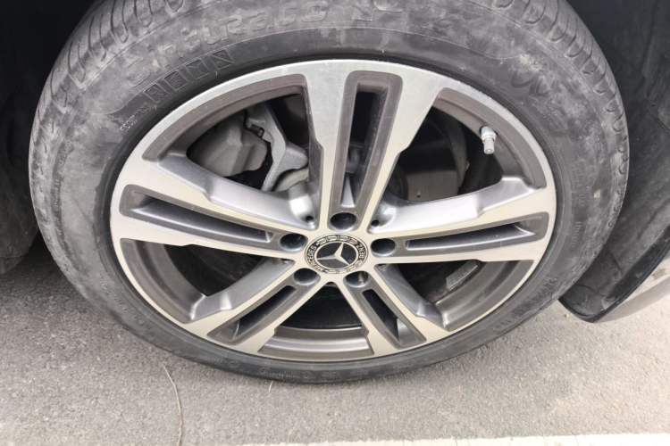 Used Mercedes-Benz E-Class 2021 Facelift E 260 L Sport Edition Right Front Wheel Hub