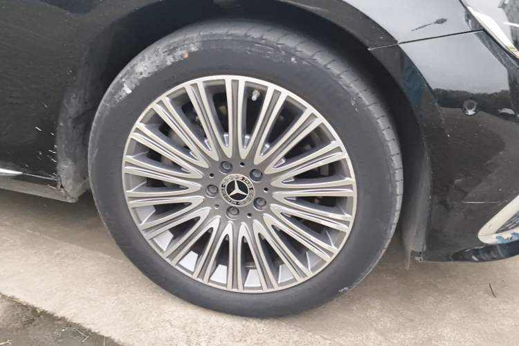 Used Mercedes-Benz E-Class 2021 Facelift E 260 L Right Front Wheel Hub