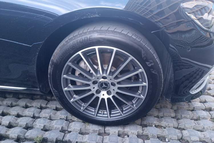 Used Mercedes-Benz E-Class 2021 Facelift E 260 L Right Front Wheel Hub