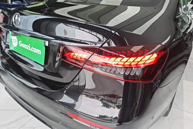 Used Mercedes-Benz E-Class 2021 Restyled E 300 L Sporty and Stylish Edition Right Rear Taillight