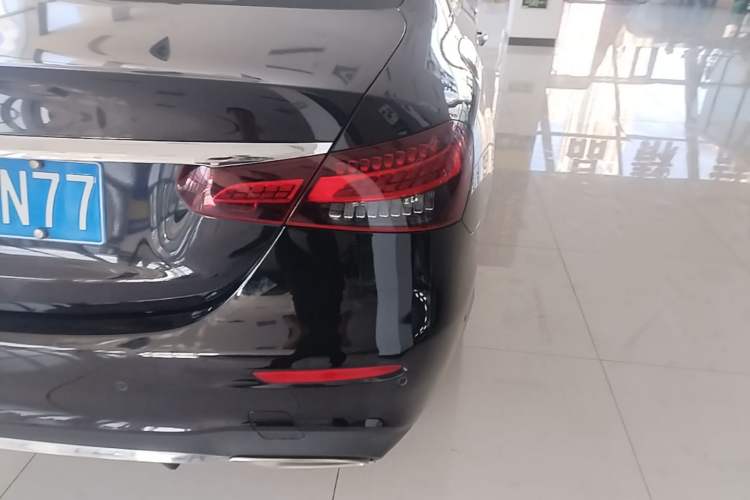 Used Mercedes-Benz E-Class 2021 Restyled E 300 L Sporty and Stylish Edition Right Rear Taillight