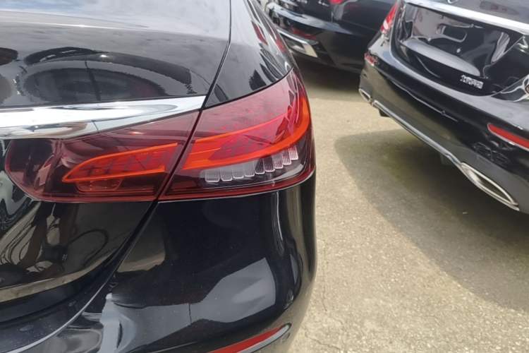 Used Mercedes-Benz E-Class 2021 Restyled E 300 L Sporty and Stylish Edition Right Rear Taillight