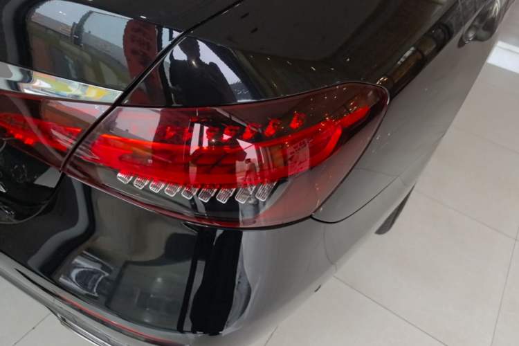 Used Mercedes-Benz E-Class 2021 Facelift E 300 L Stylish Edition Right Rear Taillight