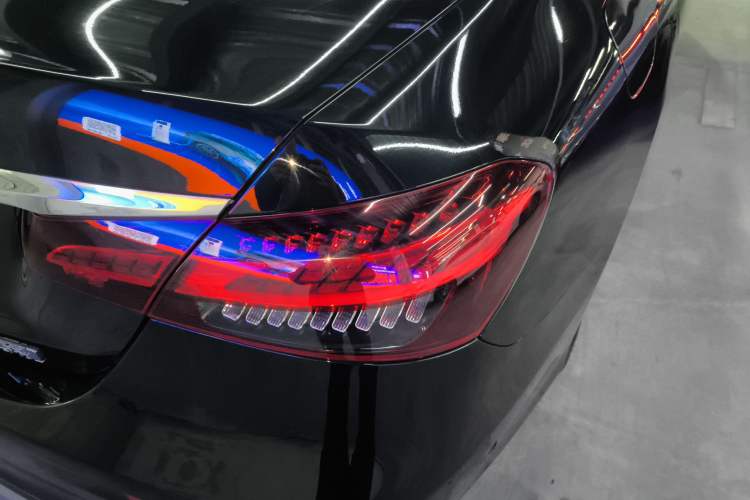 Used Mercedes-Benz E-Class 2021 E 300 L Sporty and Stylish Model Right Rear Taillight