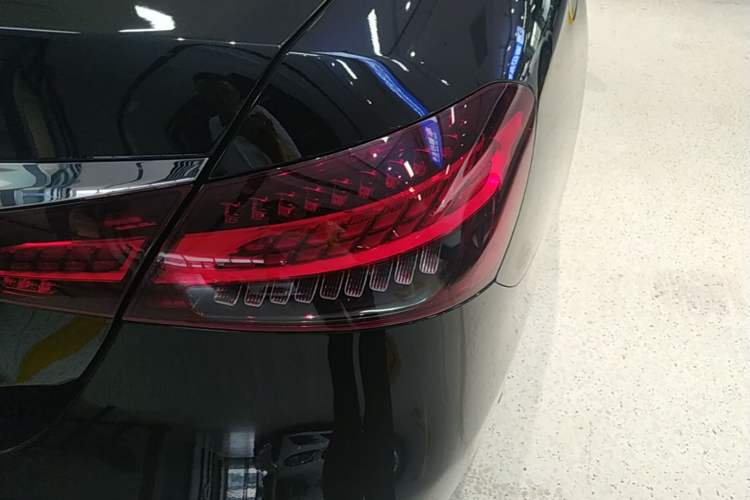 Used Mercedes-Benz E-Class 2021 E 300 L Sporty and Stylish Model Right Rear Taillight