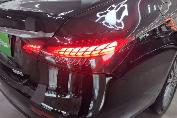 Used Mercedes-Benz E-Class 2021 Facelift E 300 L Stylish Edition Right Rear Taillight