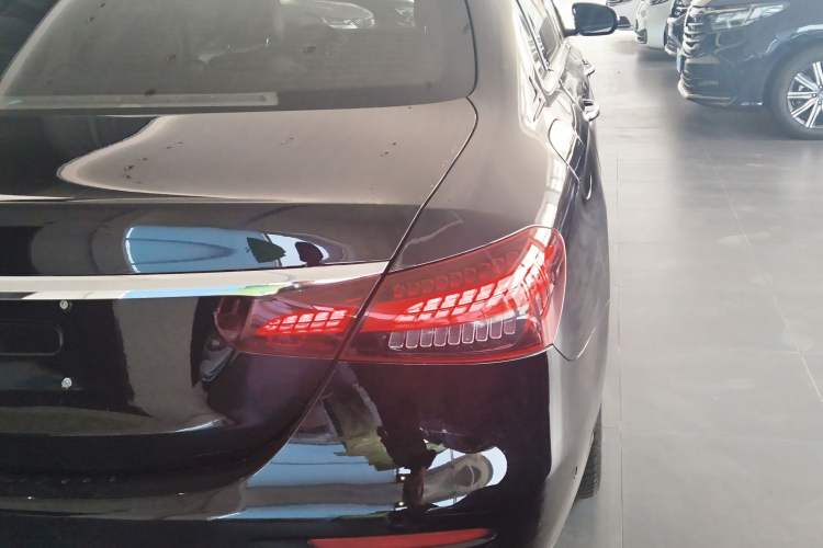 Used Mercedes-Benz E-Class 2021 E 300 L Luxury Model Right Rear Taillight