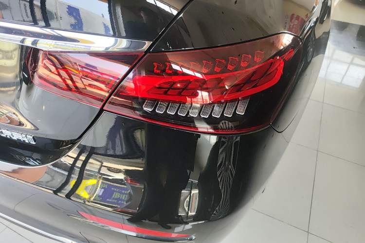 Used Mercedes-Benz E-Class 2021 Facelift E 300 L Stylish Edition Right Rear Taillight