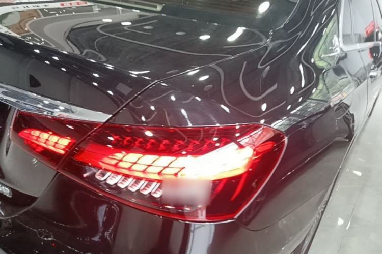 Used Mercedes-Benz E-Class 2021 E 300 L Stylish Model Right Rear Taillight