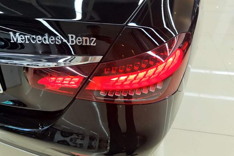 Used Mercedes-Benz E-Class 2021 Facelift E 260 L Right Rear Taillight