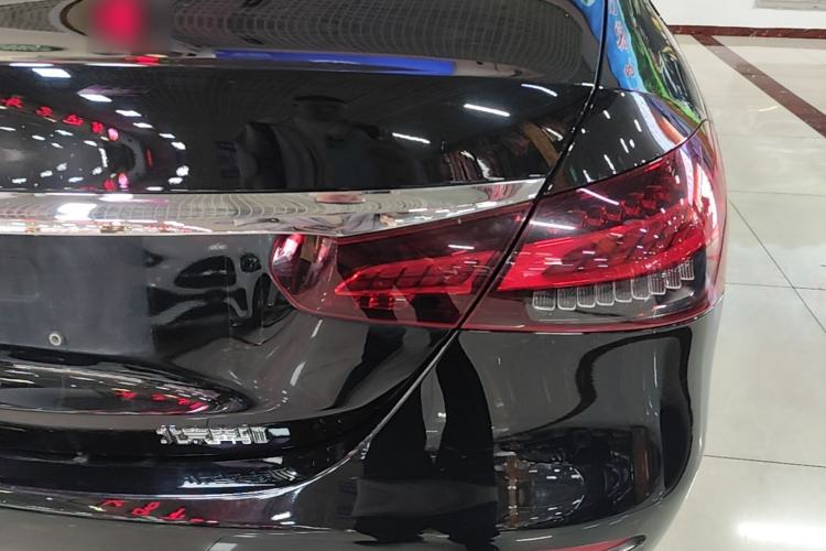 Used Mercedes-Benz E-Class 2021 E 300 L Stylish Model Right Rear Taillight
