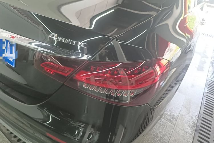 Used Mercedes-Benz E-Class 2021 Restyled E 300 L Sporty and Stylish Edition Right Rear Taillight