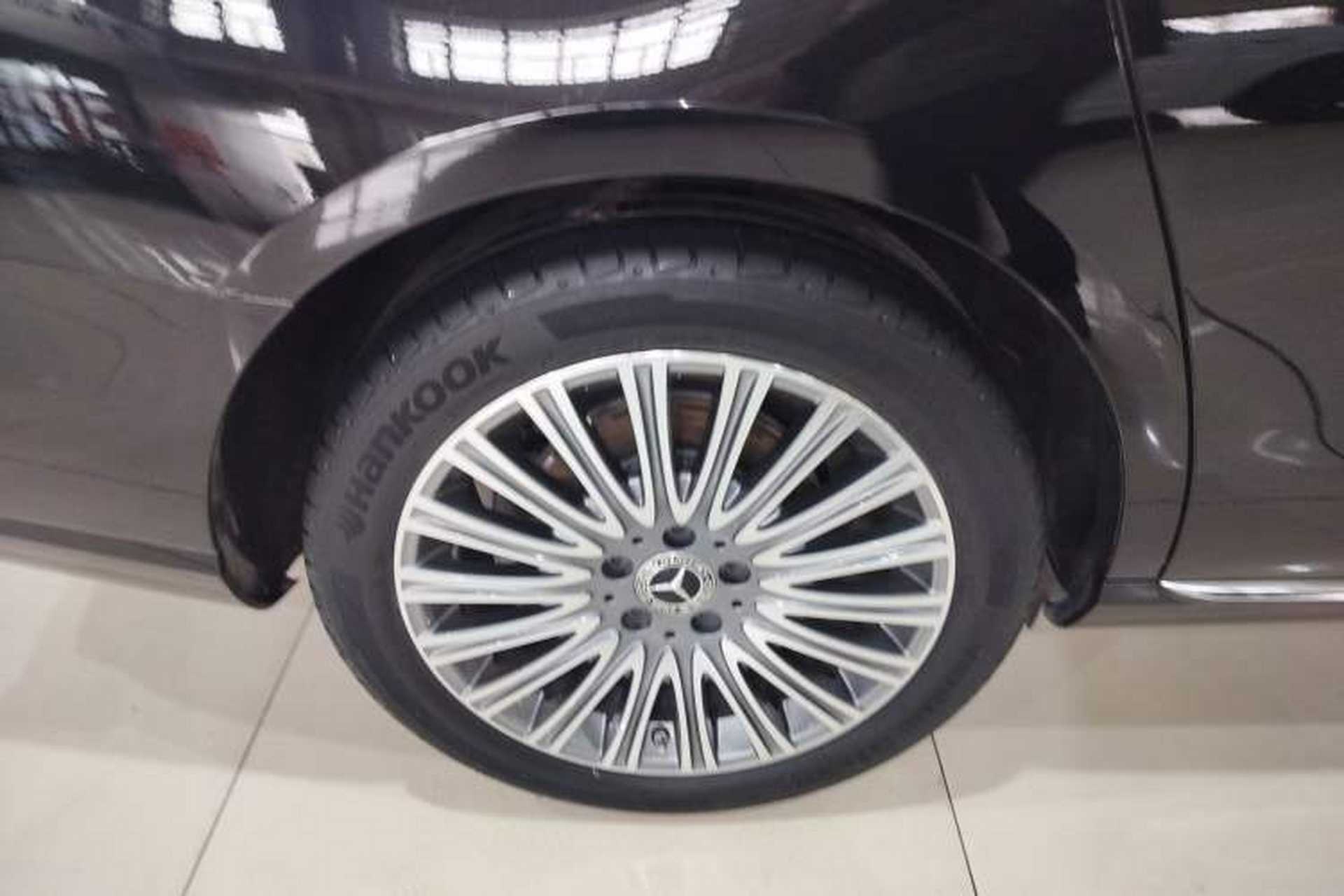 Used Mercedes-Benz E-Class 2021 Restyled E 300 L Luxury Edition Right Rear Wheel Hub