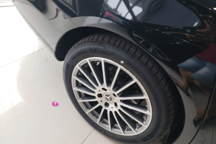 Used Mercedes-Benz E-Class 2021 Facelift E 260 L Right Rear Wheel Hub
