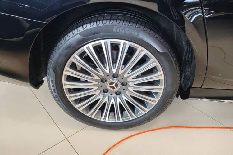 Used Mercedes-Benz E-Class 2021 Facelift E 260 L Sport Edition Right Rear Wheel Hub