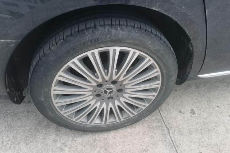 Used Mercedes-Benz E-Class 2021 E 300 L Stylish Model Right Rear Wheel Hub