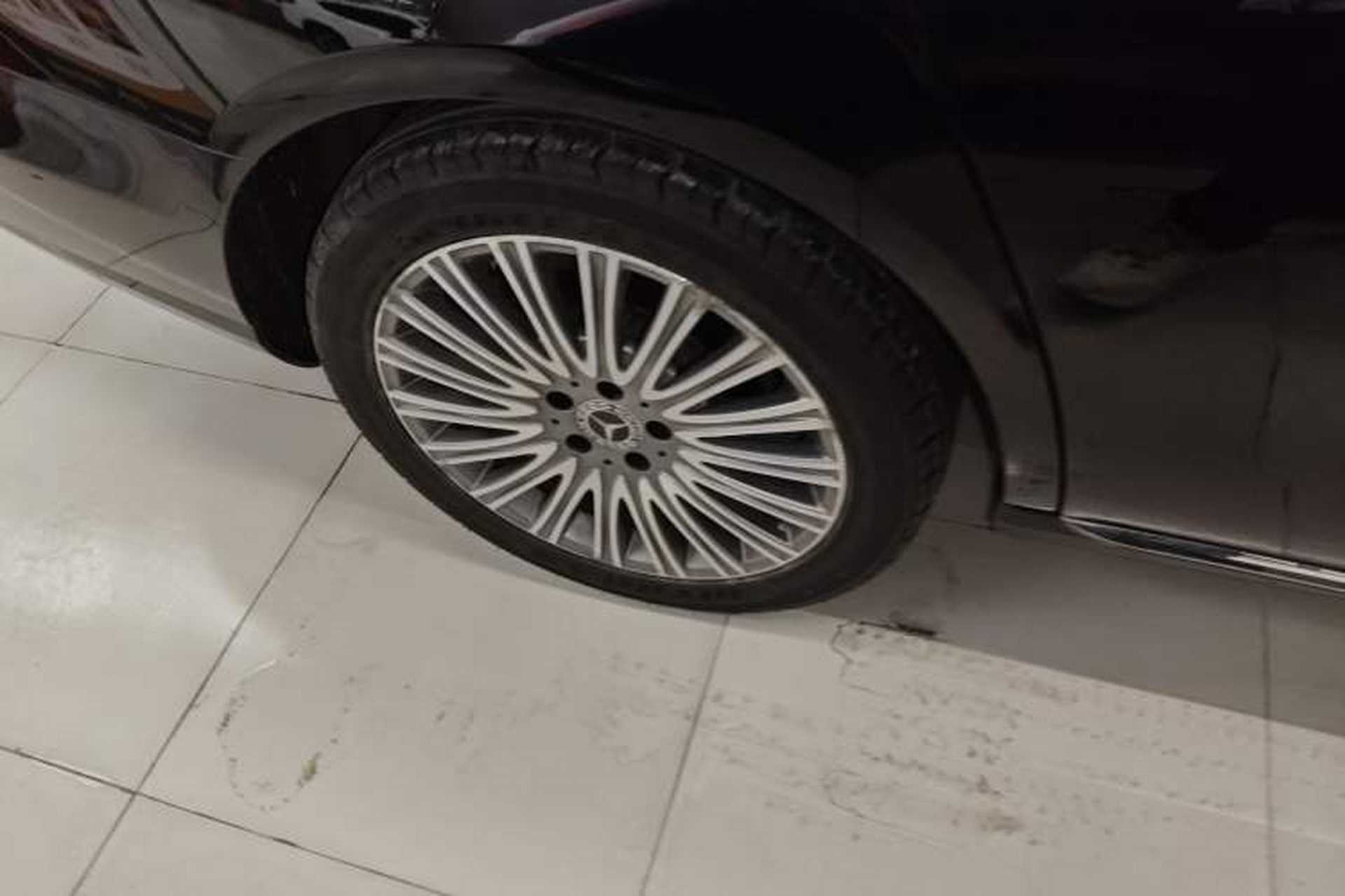 Used Mercedes-Benz E-Class 2021 E 300 L Stylish Model Right Rear Wheel Hub