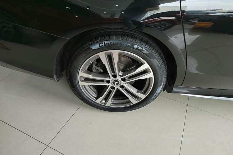 Used Mercedes-Benz E-Class 2021 Facelift E 260 L Sport Edition Right Rear Wheel Hub