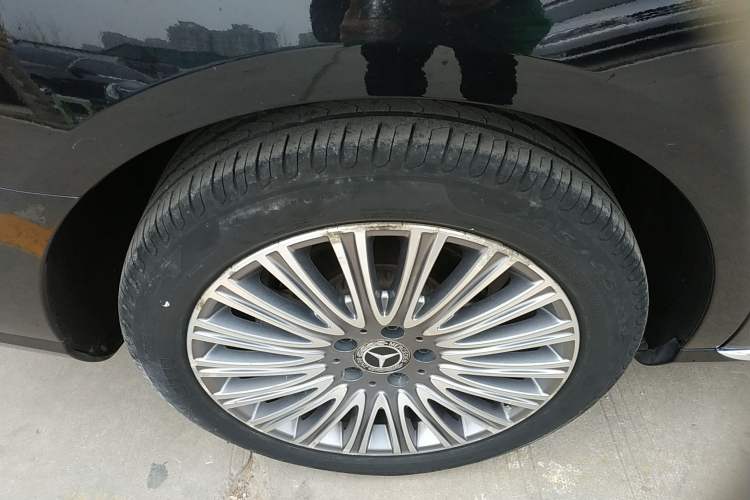 Used Mercedes-Benz E-Class 2021 Facelift E 300 L Stylish Edition Right Rear Wheel Hub