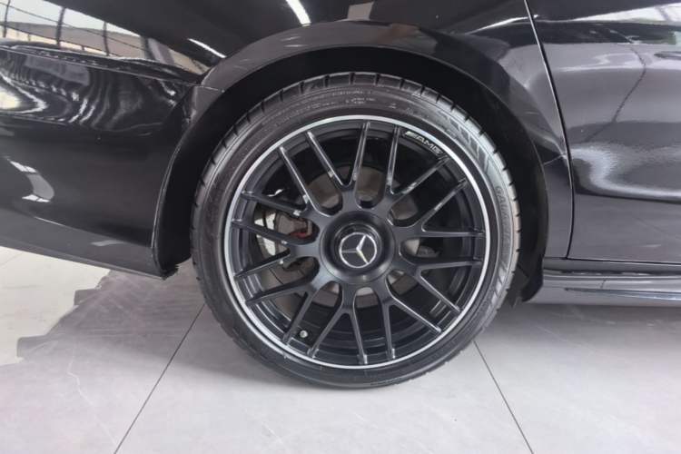 Used Mercedes-Benz E-Class 2021 E 300 L Sport Luxury Edition Right Rear Wheel Hub