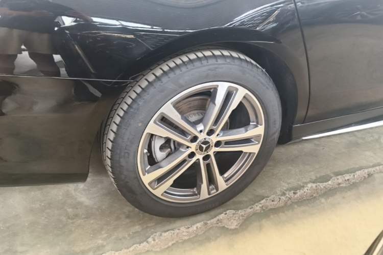 Used Mercedes-Benz E-Class 2021 Facelift E 260 L Sport Edition Right Rear Wheel Hub